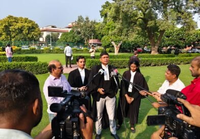 UPI Fee Row Reaches Supreme Court: Plea Challenges MDR Above ₹2,000